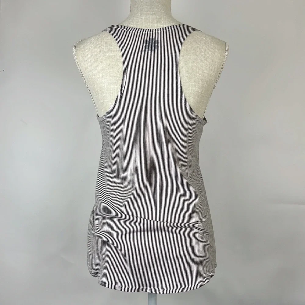 URBAN OUTFITTERS tank striped with floral design. Handmade. L - Picture 5 of 9